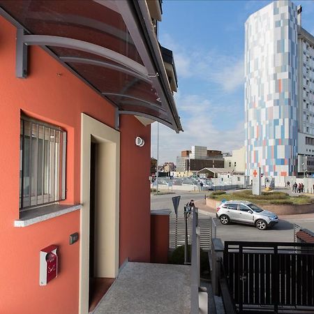 Residenza Villa Regina มอนซา ภายนอก รูปภาพ
